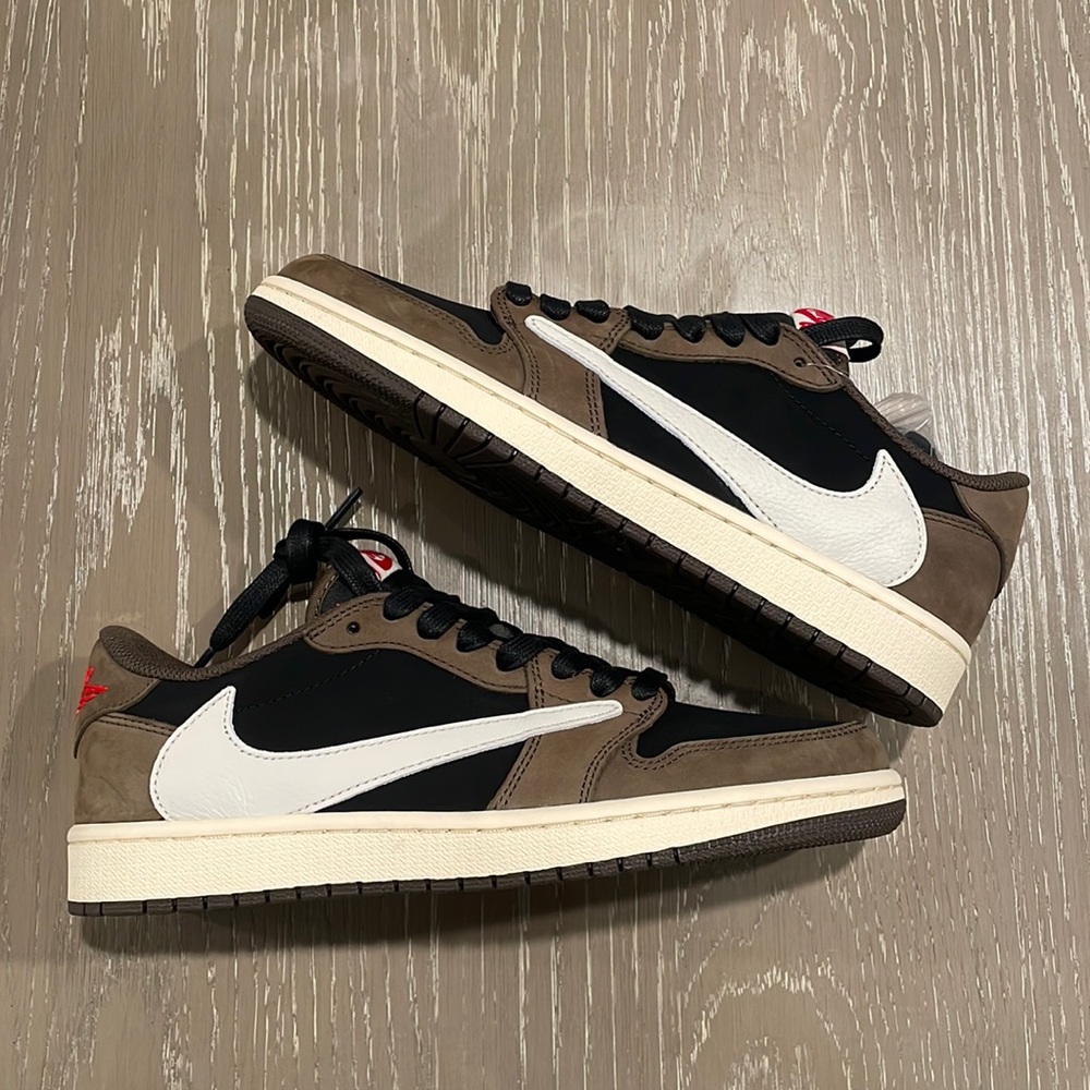 Travis Scott Low Mocha 1